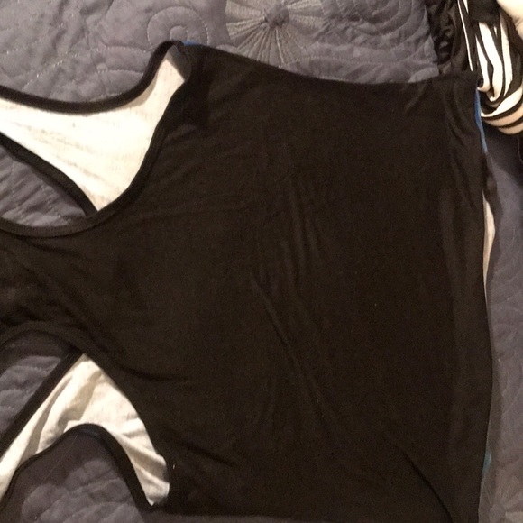 Top - Picture 3 of 3